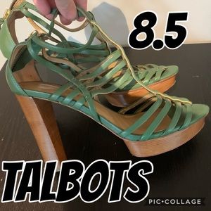 Talbots green sandals 8.5